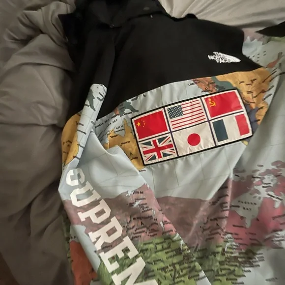 Supreme x Northface World Map